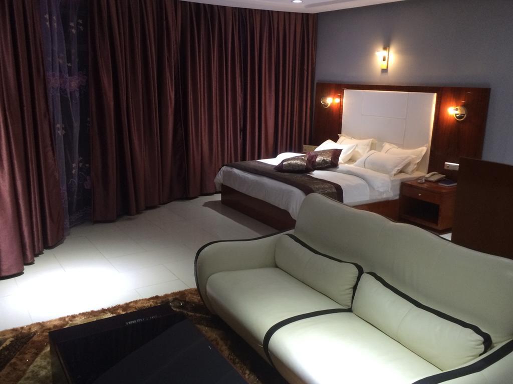 Sun Beach Hotel Cotonou Ngoại thất bức ảnh